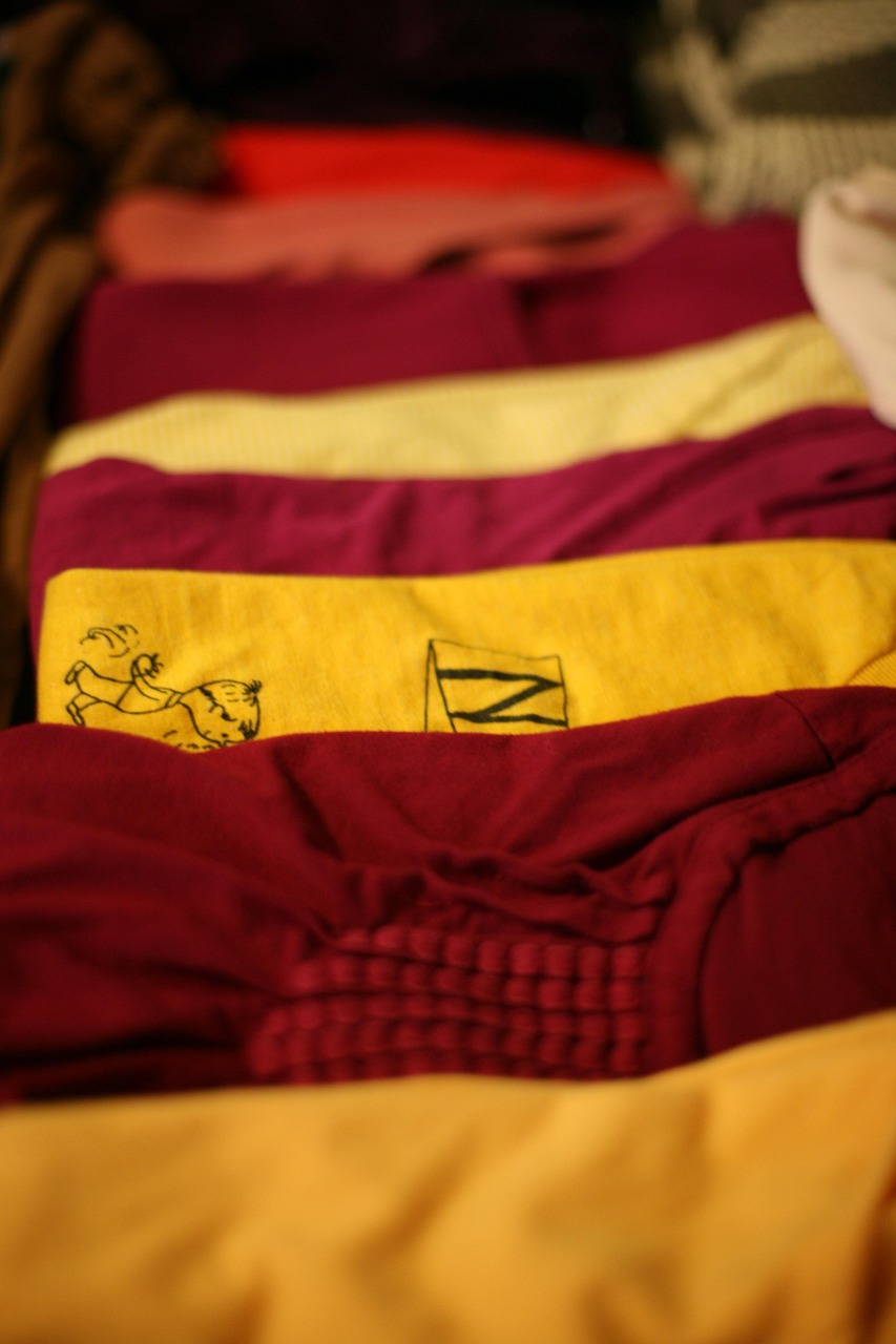 laundry, t-shirt, red, stack, clothes, clothing, shopping, laundry, t-shirt, t-shirt, t-shirt, t-shirt, t-shirt